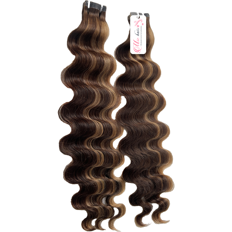 Piano-brown-blonde-tape-in-human-hair-extensions-loose-deep-wave